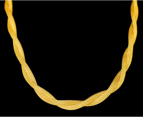 An 18ct Gold Rope Twist Necklace, 420mm x 10mm, gross weight 29.3gThe item presents in good overall condition showing signs o