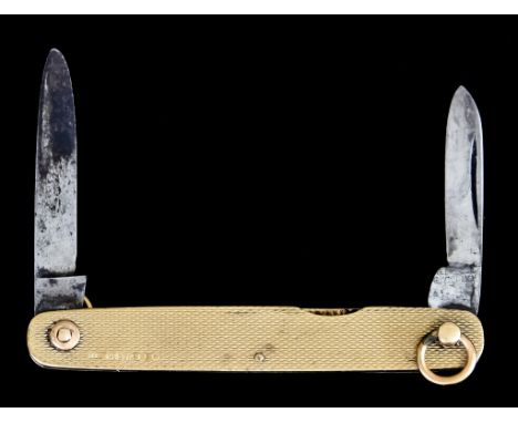 A Two Bladed Pen Knife, with 9ct Gold Scales, 80mm overall, gross weight 22.9g