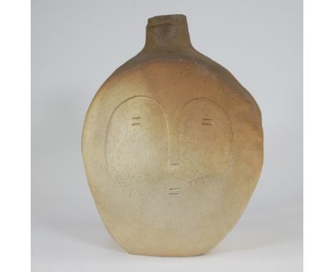 Jean-Michel FOLON (1934-2005), vase in terracotta N° 16A, engraved stamp signature, numbered 1/8 and stamped La tuilerie Trei