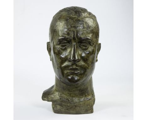 Olivier PIETTE (1885-1948), green patinated bronze sculpture by René de Groote, signedOlivier PIETTE (1885-1948), groen gepat