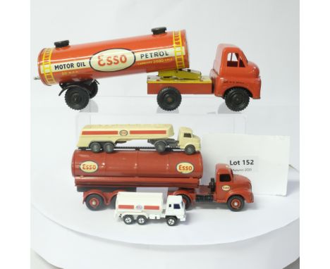 Manufacturer  - N/A | Description - 4 X Assorted Loose Esso Taner Models | Stock Code - N/A | Notes - | Scale - ? | Certifica