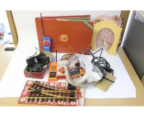 Manufacturer  - Assorted | Description - Assorted Model Railway Electronics &amp; Book | Stock Code - Assorted | Notes - | Sc