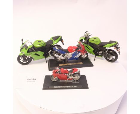 Manufacturer  - Assorted | Description - 4 Assorted Motorbike Models | Stock Code - ? | Notes - Unboxed Models| Scale - ? | C