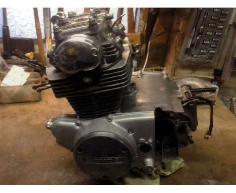 Honda CD175 Engine  - Overhauled engine    - New valves, rings and new nuts and bolts    - Twin cylinder powerplant   PLEASE 