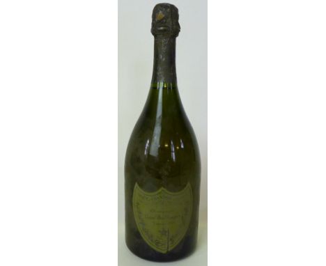 1 bottle Champagne Dom Perignon Vintage 1971(level at less than 1 cm. inverted) - Cellar-soiled label - minor tear