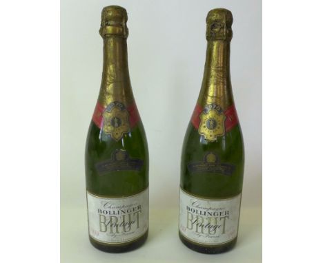 2 bottles Champagne Bollinger Vintage 1970 (level - both at 1 cm. inverted)