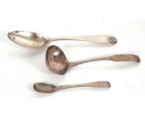 Mixed Lot: A Scottish silver long handled mustard spoon, Dumfries, circa 1820/30, makers mark for Mark Hinchsliffe, 13cm long