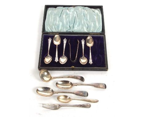 Mixed Lot: A part case of Albany pattern teaspoons (5) hallmarked Sheffield 1909, makers mark James Deakin &amp; Sons, a pair