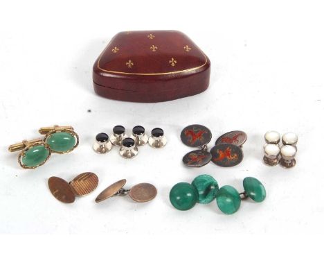 Mixed Lot: Vintage cufflinks to include malechite, enameled and jade type, together with a small amount of dress buttons