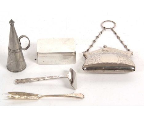 Mixed Lot: Continental white metal snuff box of plain polished rectangular form stamped beneath H.C, an EPNS ladies purse and