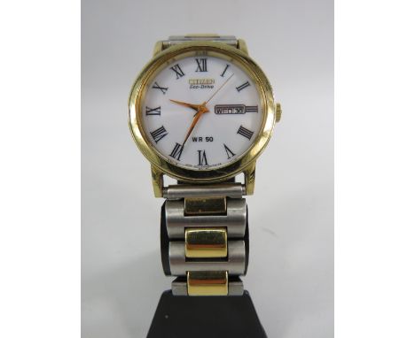 Gents Citizen Eco-Drive WR50 with stainless steel strap, in working condition.