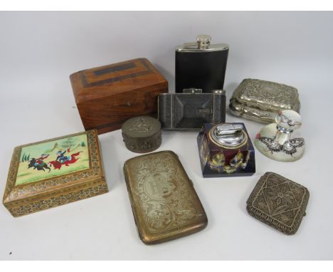 Mixed collectables lot including a vintage German camera, Trinket boxes, cigarette cases etc.