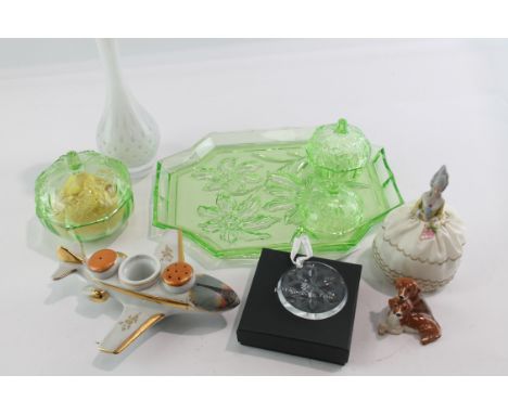 Antique Vintage Ornament Collectables Uranium Glass Set Etc In previously owned condition Signs of age &amp; wear Please see 