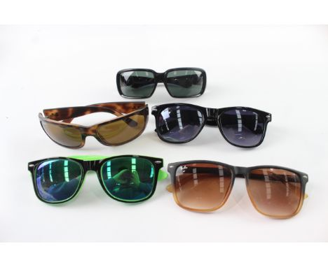 Raybans Designer Sunglasses (THESE SUNGLASSES ARE PRE-OWNED THEREFORE MAY HAVE SCRATCHES OR DAMAGE- CONDITION UNCHECKED) Item