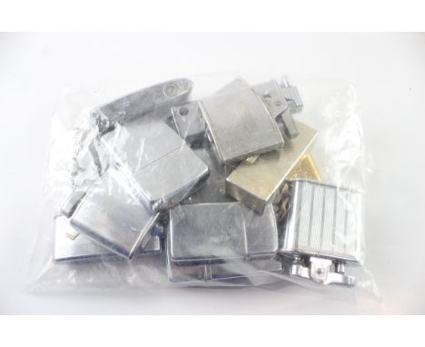Pocket Lighters Tobacciana Collectables Inc Silver/Gold Tone, Ronson, Etc In previously owned condition Signs of age &amp; us
