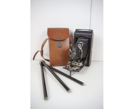 Kodak 3a Bellows Camera in good order, complete with tripod and leather pouch. See photos.