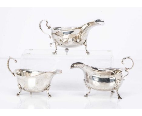 Three first half 20th century silver sauce boats, 8.65 ozt (3)