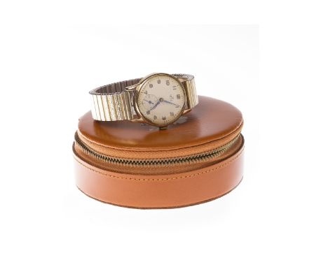 GENTLEMAN'S SMITHS MANUAL WIND WRIST WATCHthe round white dial with applied Arabic numerals, subsidiary seconds at 6, blued s