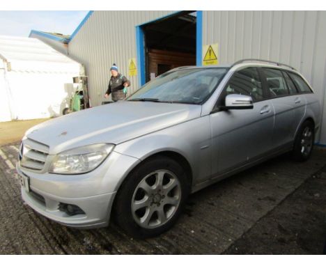 Make &amp; Model: Merc C200 Blue-cy Exec SE CDIDate of Reg: BF10 FEVColour: Silvercc: 2143MoT: 01-09-2022Fuel Type: DIESELMil