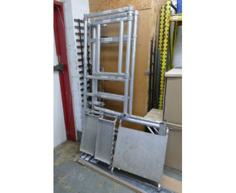 A tradesman's 3 step podium work platform. 