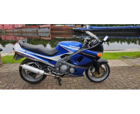 1992 Kawasaki ZX600D, 592cc. Registration number J436 SPA. Frame number ZX600D-601769. Engine number ZX600DE 020771.Sold with