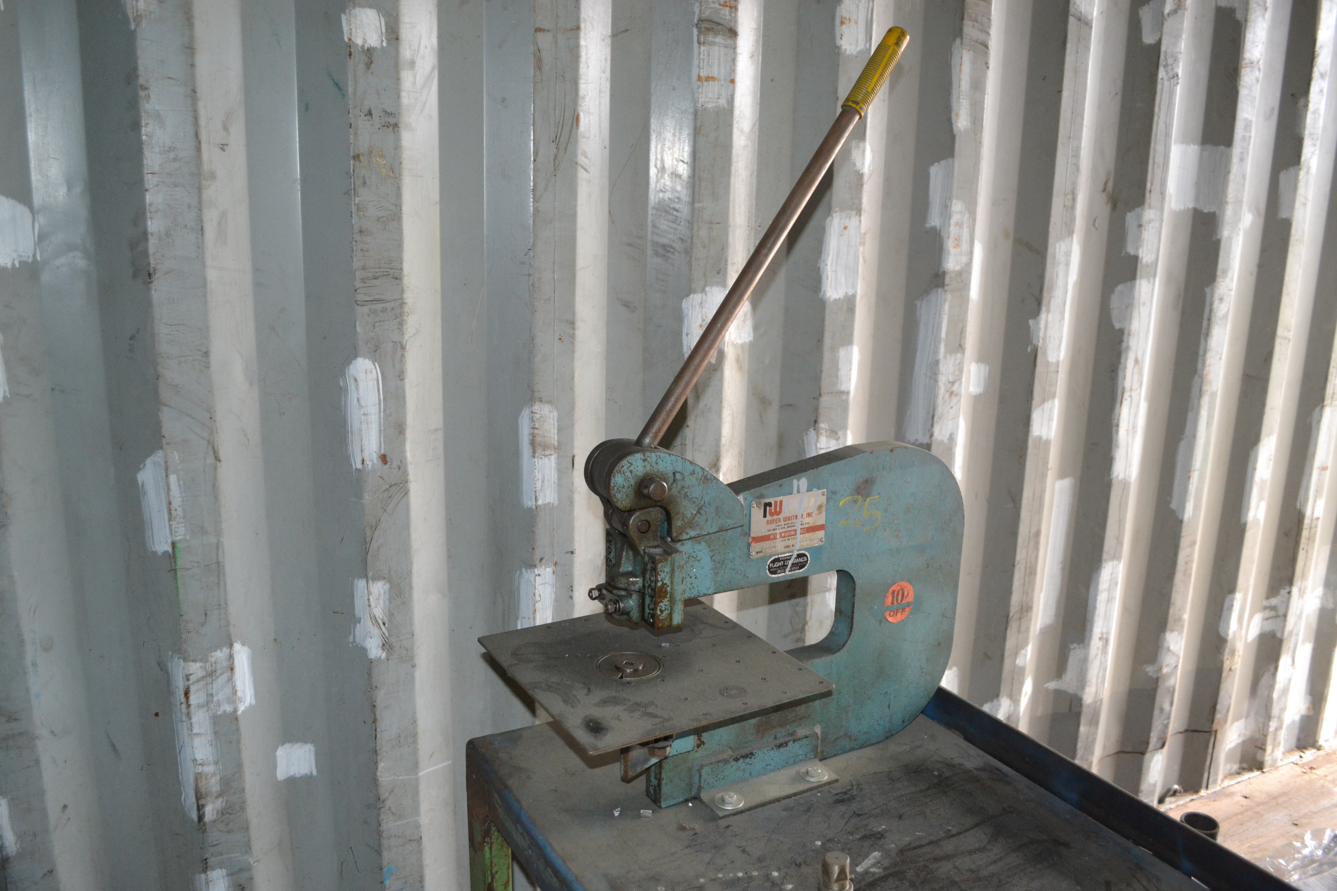 Roper Whitney Model 218 Bench Punch c/w Dies