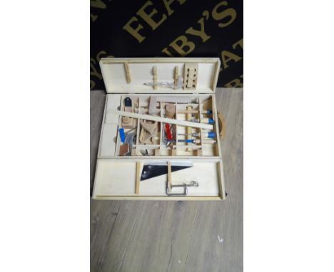 CHILD'S TOOL KIT 