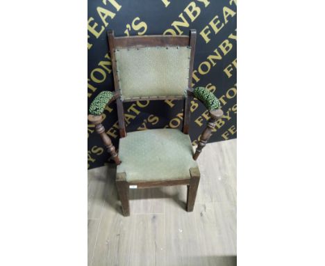 ANTIQUE COMMODE CHAIR