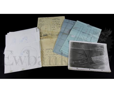 † Cool World (1992) A large related group of different original pencil drawn animation sheets, to include six of the leading 