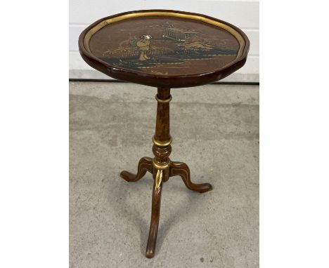 A vintage Northampton Cabinet company tripod wine table with Chinoiserie decoration. 3 legged table raised on pad feet with h