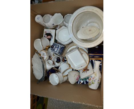 Ceramics - a Carltonware leaf dish, grey and cream; a Carltonware magnolia bowl; a pair of Aynsley Cottage Garden cylindrical
