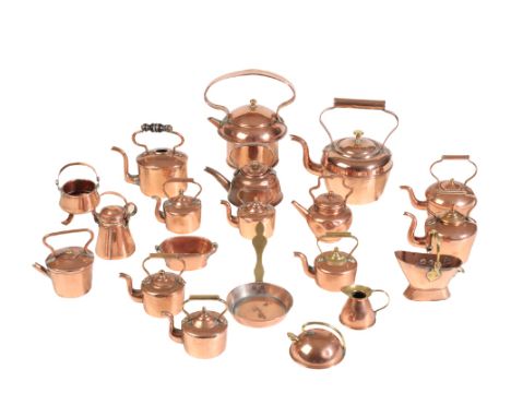 A COLLECTION OF MINIATURE DOMESTIC COPPERWARE, late 19th century and later, including fourteen kettles, all with lids; a cald