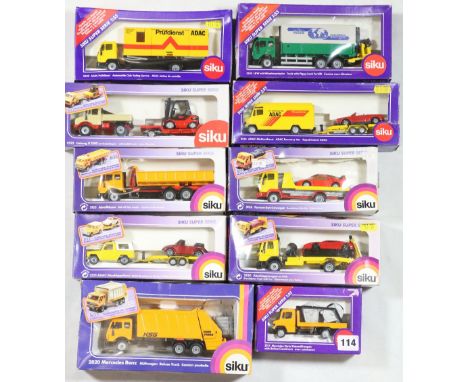 Ten Siku 1:55 diecast model vehicles including 3425, 2017, 3125, 2522. 2820, 25354, 2221, 3126, 2520, 2933, each boxed. (10) 