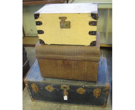Vintage canvas travelling trunk together with another metal trunk and a smaller wooden two handle trunk with metal mounts. (3