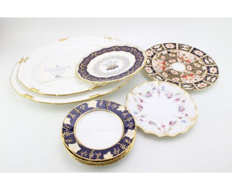 Royal Crown Derby pottery to include a Royal Antoinette shaped edge 20cm plate, a 2451 Imari plate, five Vine Cobalt side pla
