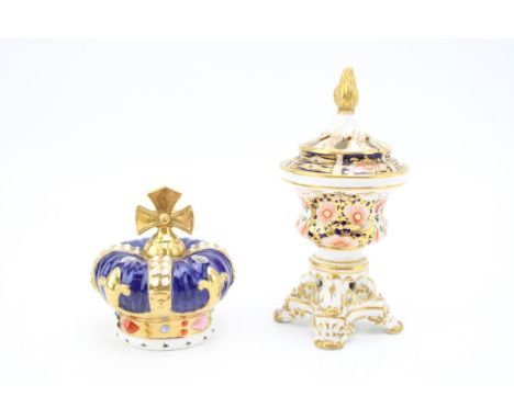 An early Sampson Hancock King Street Derby Royal Crown in blue colourway with gilt highlights, quill pen holder / inkwell, wi