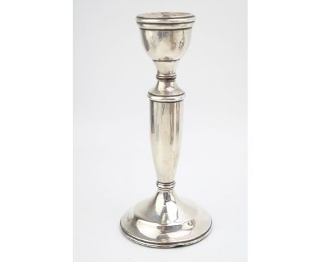Silver candlestick, Birmingham 1922, 19cm tall, loaded base.