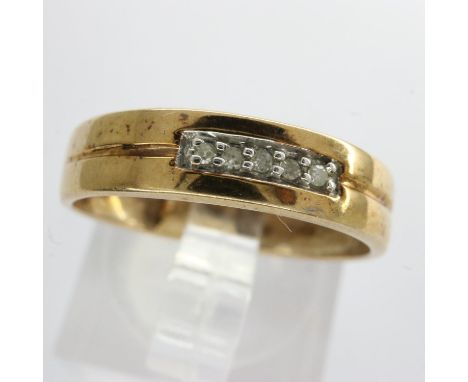 9ct gold band ring set with diamonds, size L, 1.2g. UK P&amp;P Group 0 (£6+VAT for the first lot and £1+VAT for subsequent lo