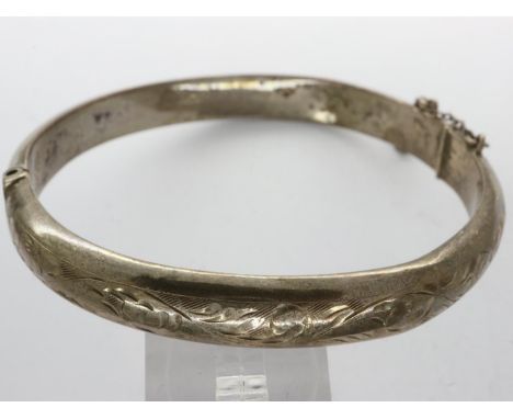 Hallmarked silver bangle, Chester assay, D: 70 mm, 12.3g. UK P&amp;P Group 1 (£16+VAT for the first lot and £2+VAT for subseq
