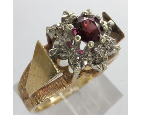 9ct gold cluster ring set with ruby and diamonds, size O/P, 4.0g. UK P&amp;P Group 1 (£16+VAT for the first lot and £2+VAT fo