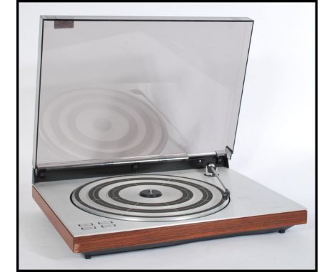 A vintage retro 20th century Bang and Olufsen B&amp;O Beogram 1700 record player music system. Measures 8.5cm-high 44cm-wide 
