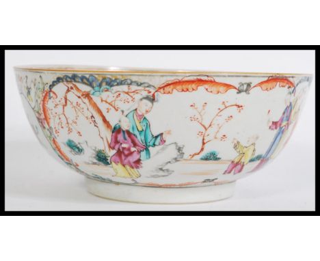 An 18th / 19th century Chinese famille rose ceramic bowl&nbsp;painted with decorative scenes of family and mortals on cloud i