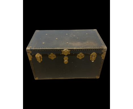 Large travel trunk (90cm x 50cm x 52cms)