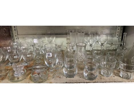 SHELF OF GLASSWARE INCL; DECANTERS, VASE ETC