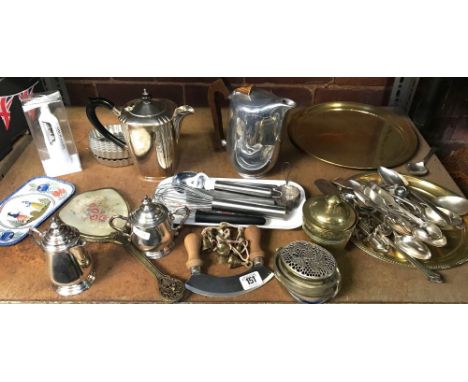 SHELF OF METALWARE INCL; BRASS TRAYS, TEAPOTS, HAND MIRROR ETC