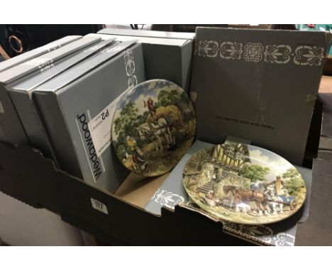 2 CARTONS OF WEDGWOOD &amp; ROYAL WORCESTER PLATES