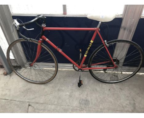 A VINTAGE RALEIGH EUROPA RED RACING BIKE 