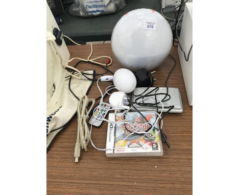 A NINTENDO DS WITH A COOKING MAMA GAME, A GRO EGG AND A RADIO/LAMP IN WORKING ORDER 