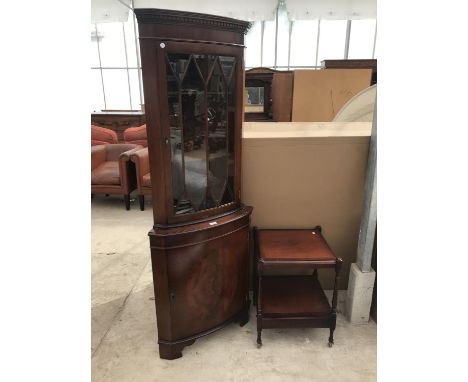 A MAHOGANY CORNER CABINET WITH LOWER DOORS AND UPPER GLAZED PANEL DOOR AND AN INLAID MAHOGANY SIDE TABLE WITH LOWER SHELF 