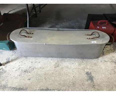 A VINTAGE GALVANISED FISH KETTLE 